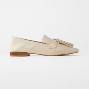 Zara cream soft leather flat tassel slip on neutral loafer size 39
Quiet luxury